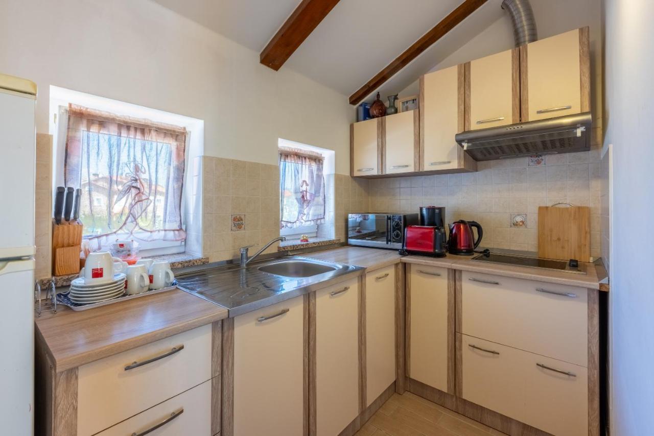 Apartments Villa Bare Kastav Kültér fotó